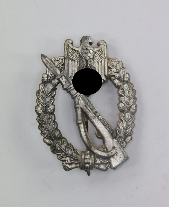 infanterie_sturmabzeichen_in_silber_four_rivet_1__1_1_4nd