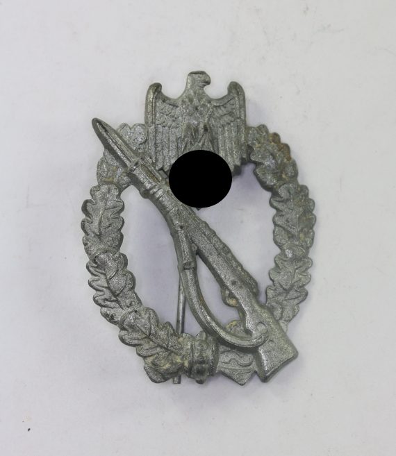infanterie_sturmabzeichen_in_silber_hst