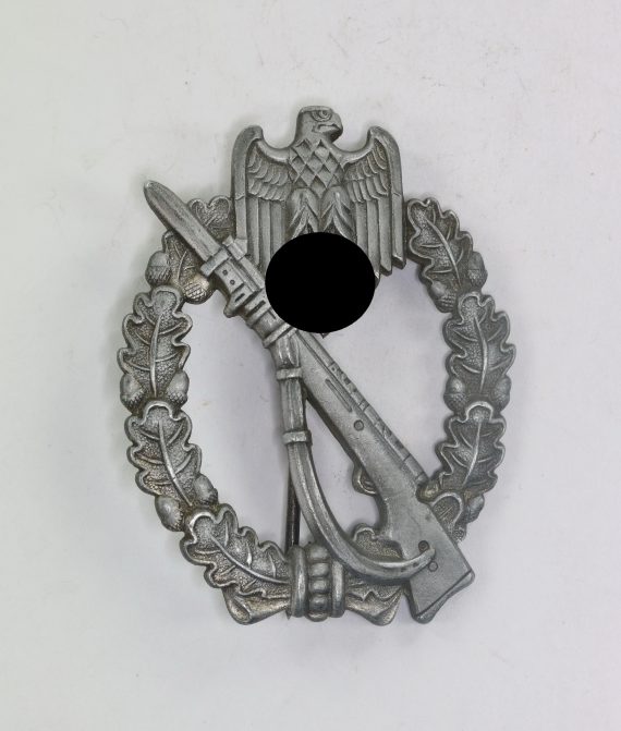 infanterie_sturmabzeichen_in_silber_hst