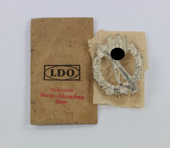 infanterie_sturmabzeichen_in_silber_hst
