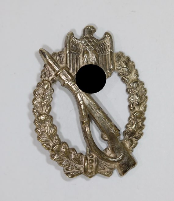 infanterie_sturmabzeichen_in_silber_hst