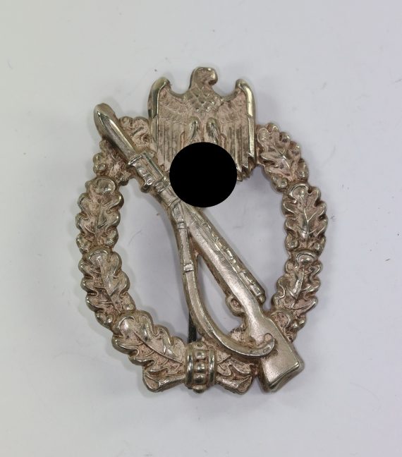 infanterie_sturmabzeichen_in_silber_juncker_neusilber_variante_1__1