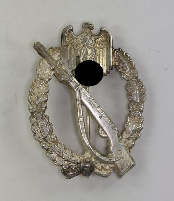 infanterie_sturmabzeichen_in_silber_paul_meybauer_berlin_mit_ausgeschnittenen_hakenkreuz_1__1