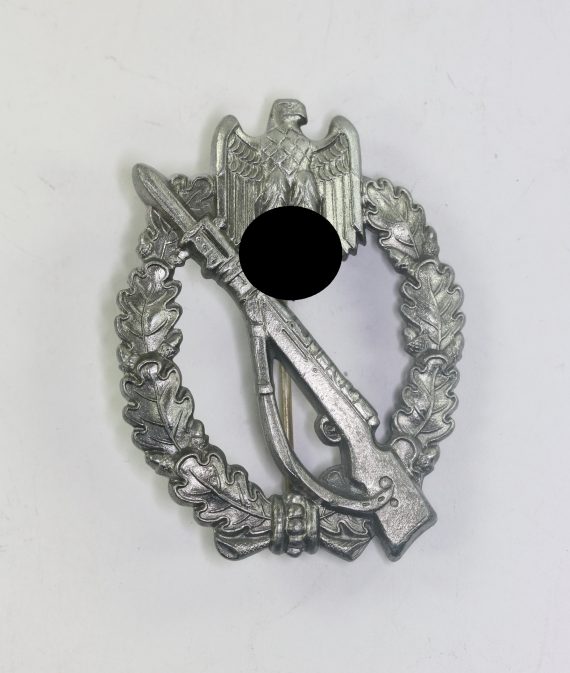 infanterie_sturmabzeichen_in_silber_sohni_heubach_co