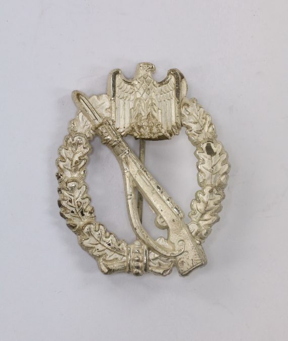 infanterie_sturmabzeichen_in_silber_wilhelm_deumer_buntmetall_kriegsgefangenschaft_1__4nd