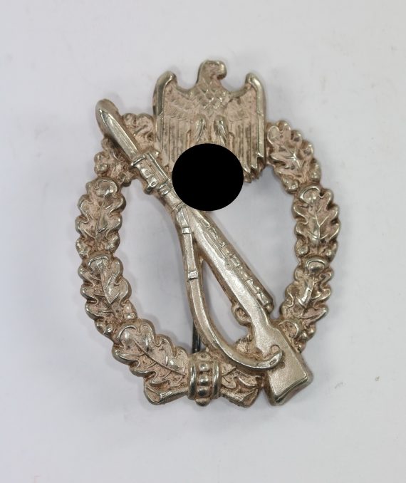 infanterie_sturmabzeichen_neusilber_juncker_porsche_variante_1__1