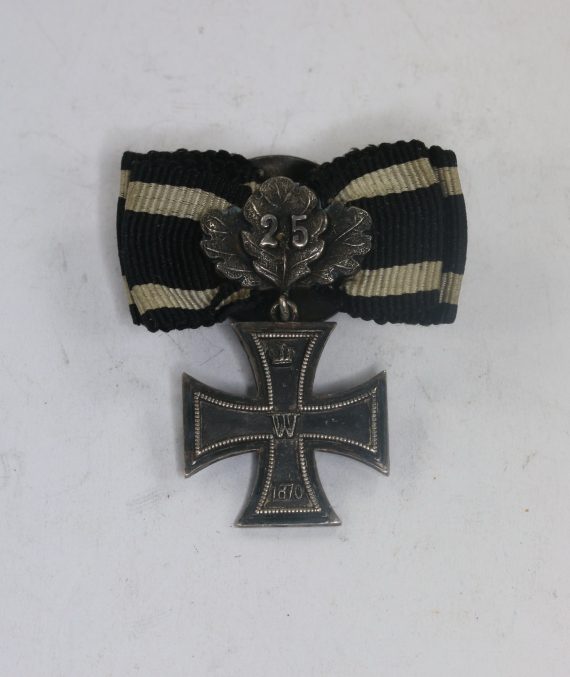 knopflochdekoration_eisernes_kreuz_2