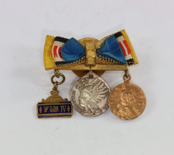 knoplochdekoration_3x_deutsch_s_dwest_1_