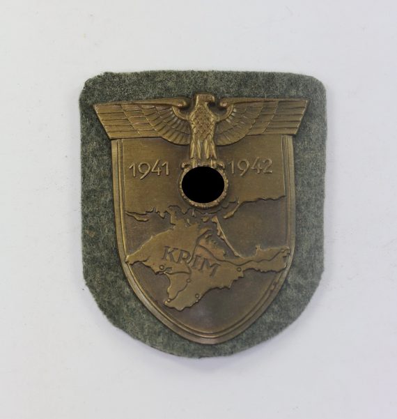 krimschild_auf_heeresstoff_friedrich_orth_wien_f