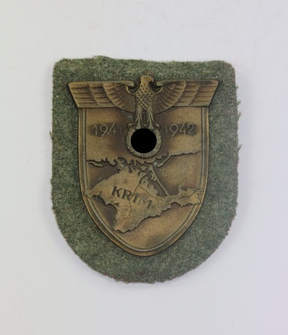 krimschild_auf_heeresstoff_wilhelm_deumer_l_denscheid_typ_3_1__1