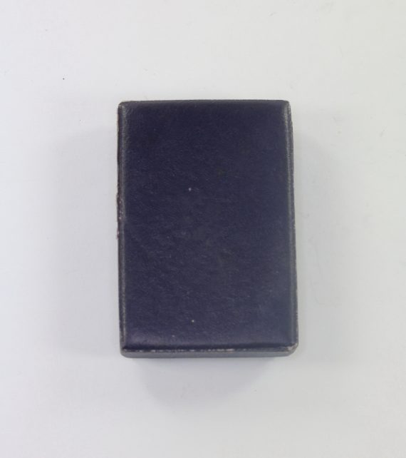 ldo_schachtel_verwundetenabzeichen_in_schwarz_v