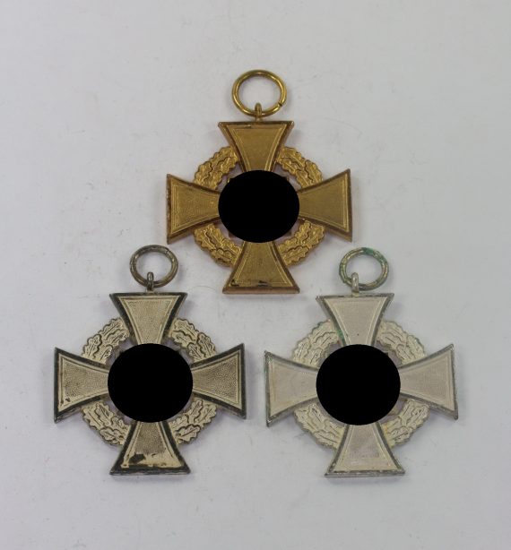 lot_treudienstehrenzeichen_silber_gold_1__1_4nd