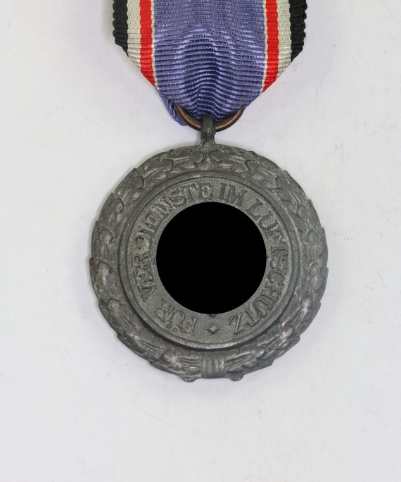 luftschutzehrenzeichen_2