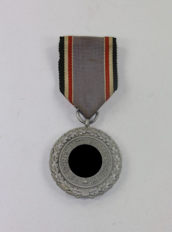 luftschutzehrenzeichen_2