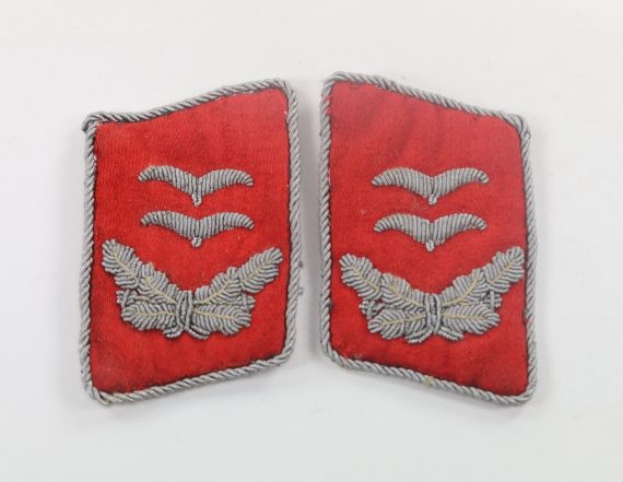 luftwaffe_paar_kragenspiegel_f_r_einen_oberleutnant_der_flakartillerie_3_