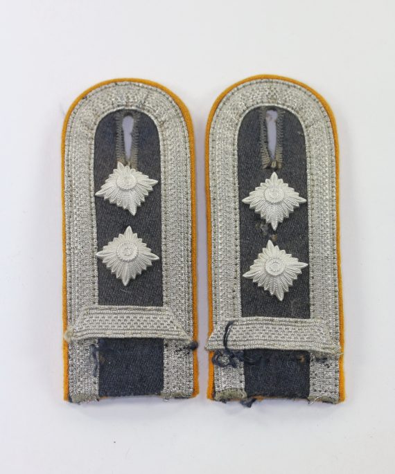 luftwaffe_paar_schulterklappen_oberfeldwebel_fliegendes_personal_1_