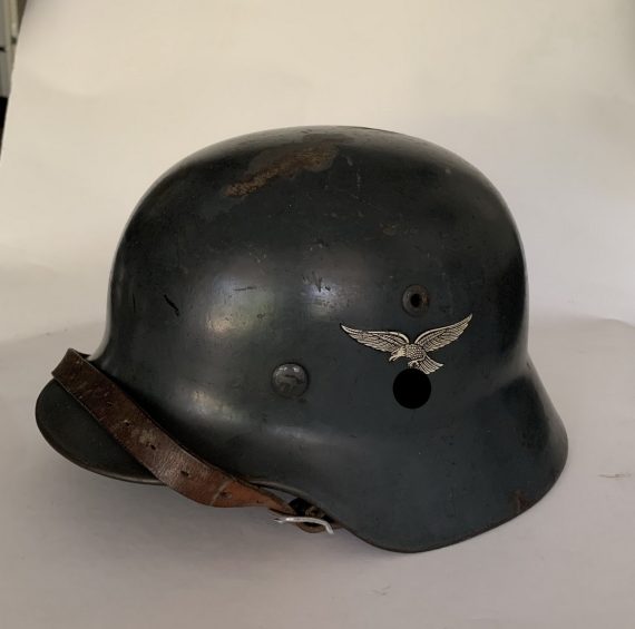 luftwaffe_stahlhelm_m35_mit_beiden_emblemen_der_adler_das_1