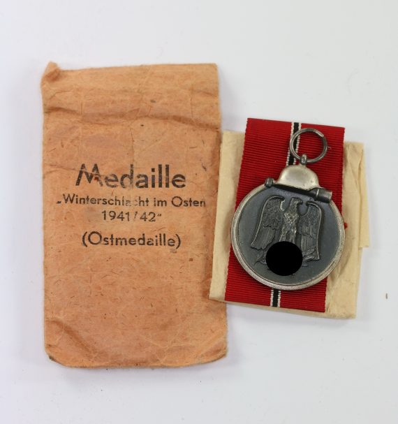 medaille_winterschlacht_im_osten_in_verleihungstuete_1__2