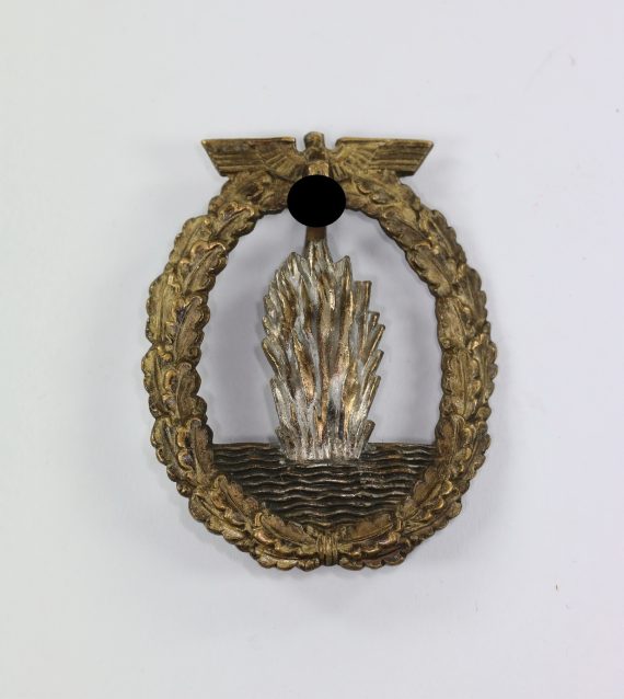 minensucher_abzeichen_kruegsmarine_c