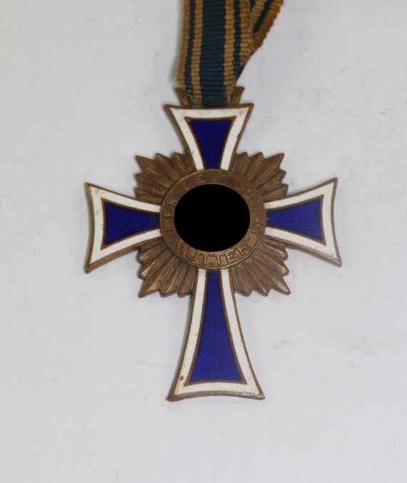 mutterkreuz_in_bronze_1__18_4nd