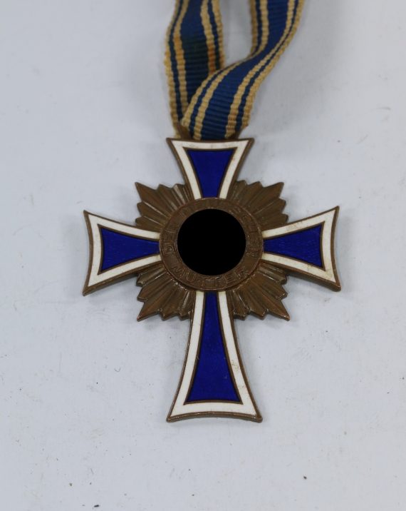 mutterkreuz_in_bronze_der_deutschen_mutter_1__1