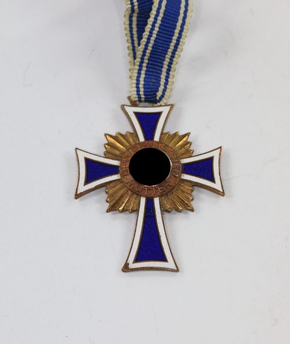 mutterkreuz_in_bronze_der_deutschen_mutter_1__1_19