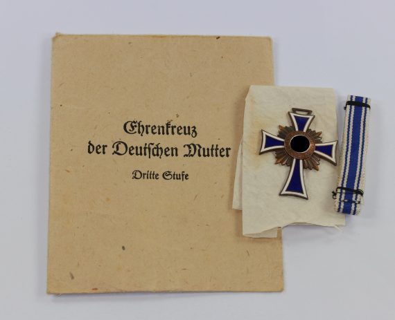 mutterkreuz_in_bronze_in_verleihunsgt_te_heinrich_vogel_1__1