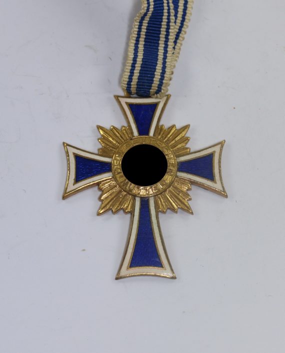mutterkreuz_in_gold_1__17