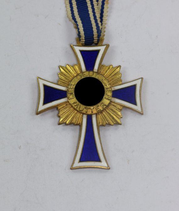 mutterkreuz_in_gold_1__19