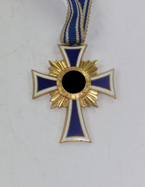 mutterkreuz_in_gold_der_deutschen_mutter_1__26