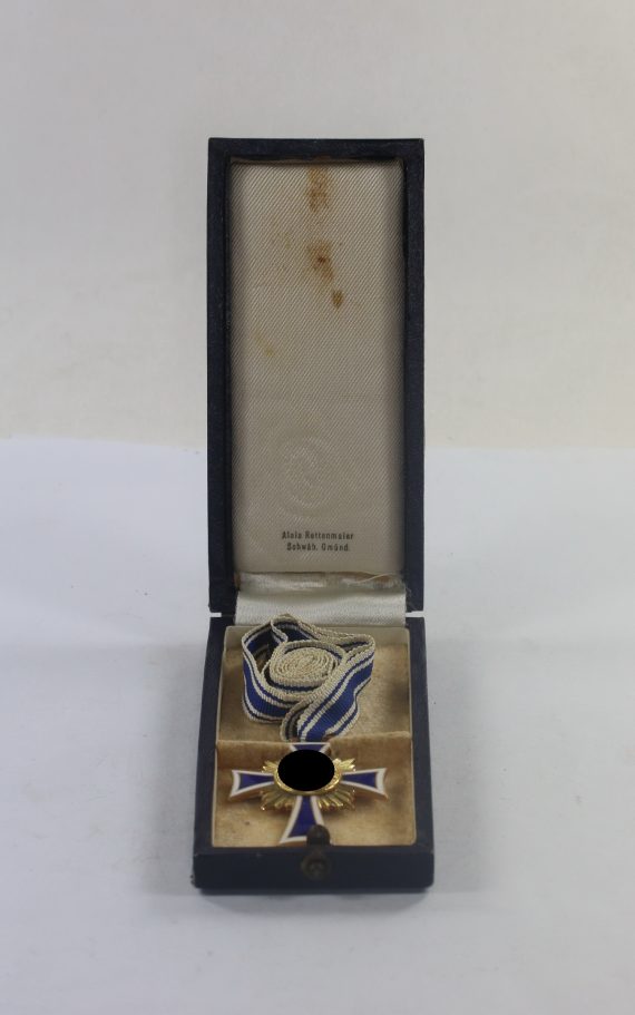 mutterkreuz_in_gold_im_etui_alois_rettenmaier_schw_b