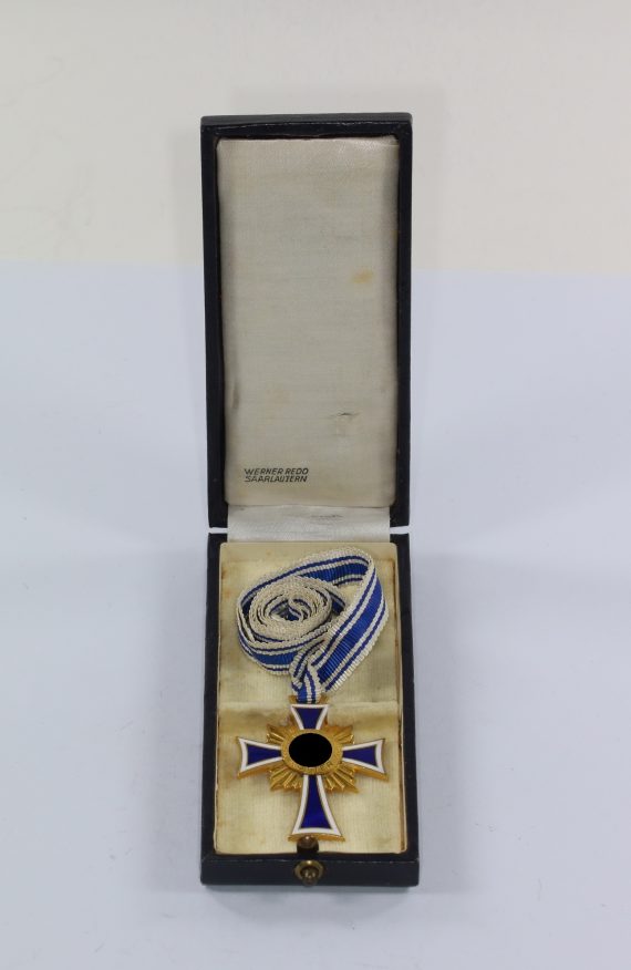 mutterkreuz_in_gold_im_etui_werner_redo_saarlautern_1__1