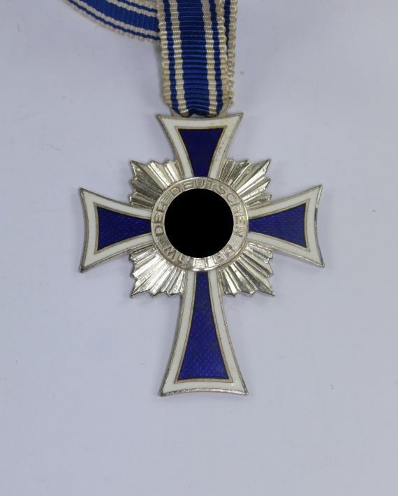 mutterkreuz_in_silber_16