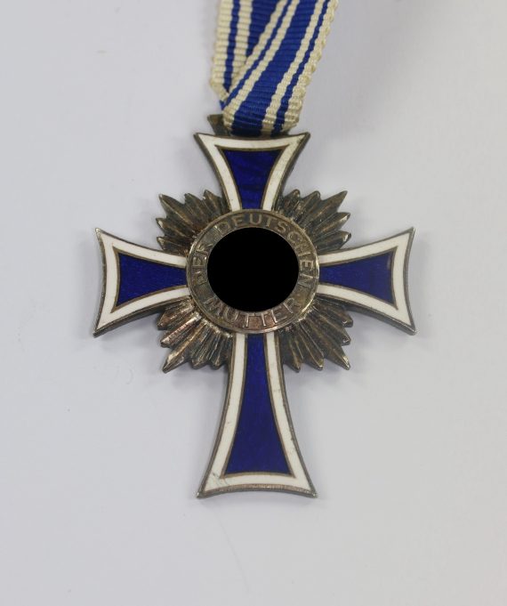 mutterkreuz_in_silber_16