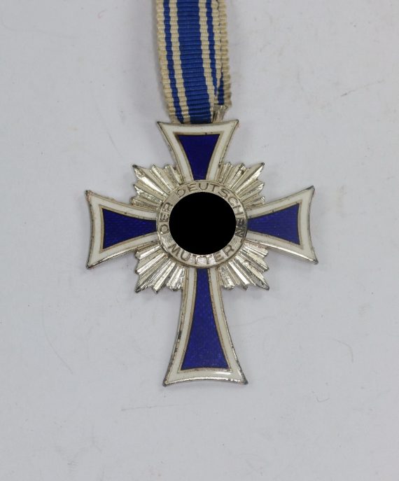mutterkreuz_in_silber_1__12