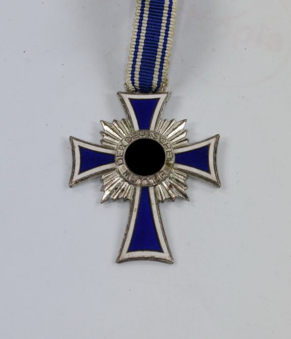 mutterkreuz_in_silber_1__1_4