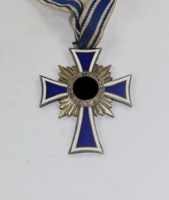 mutterkreuz_in_silber_3__1