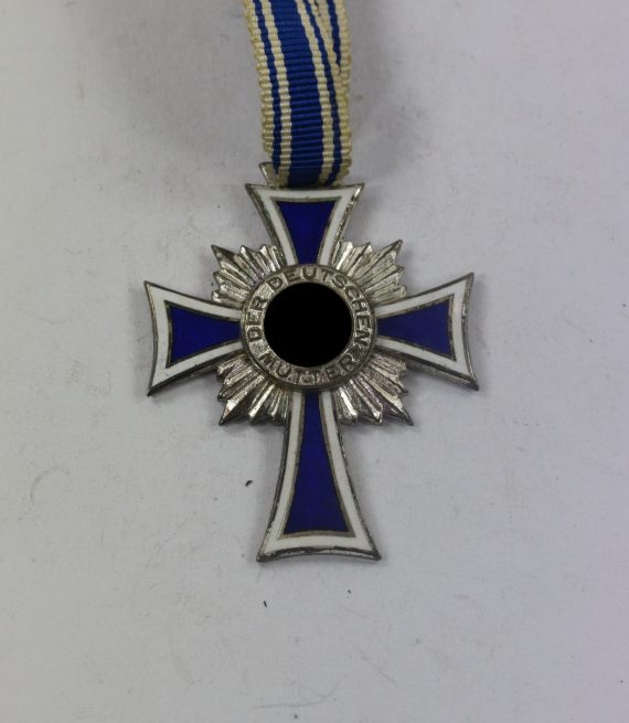 mutterkreuz_in_silber_der_deutschen_mutter_1__1_17_4nd