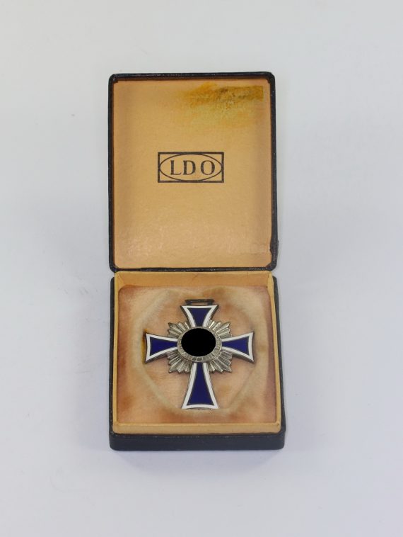 mutterkreuz_in_silber_im_ldo_etui_1__1_4nd