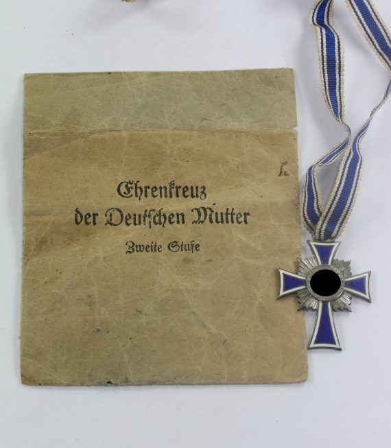 mutterkreuz_in_silber_in_verleihungst_te_moritz_hausch_a