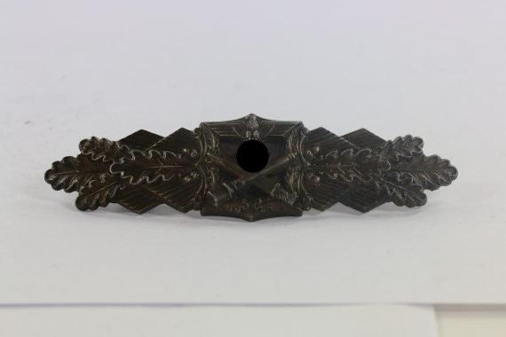 nahkampfspange_in_bronze_hst