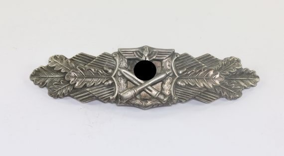 nahkampfspange_in_silber_hst