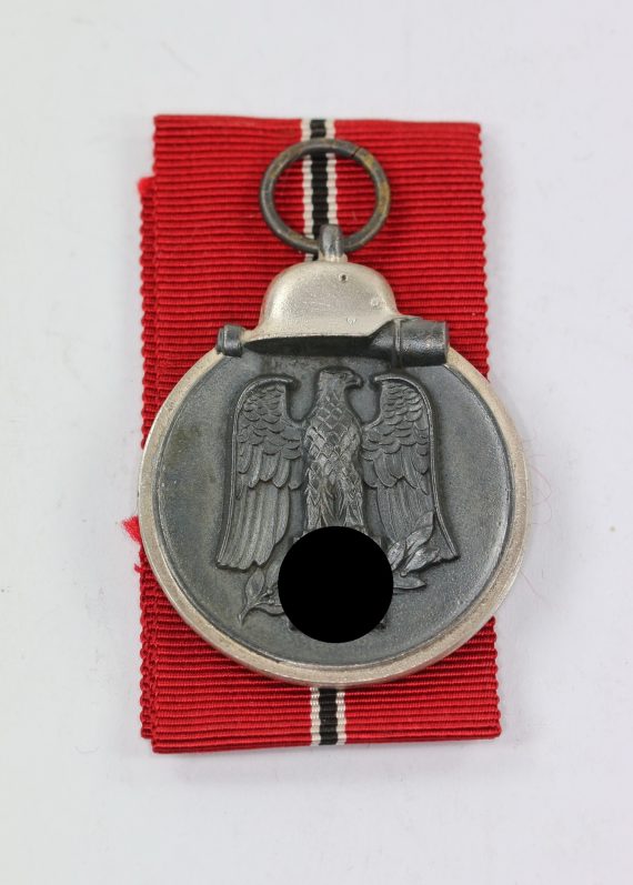 ostmedaille_winterschlacht_im_osten_194142_hersteller_1_deschler_sohn_m_nchen_1__1