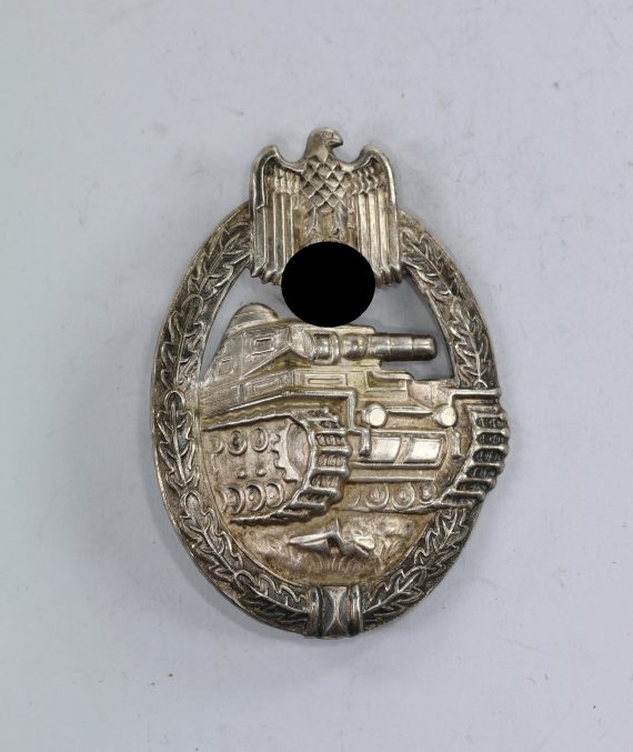 panzerkampfabzeichen_in_silber_otto_schickle_buntmetall_1__1