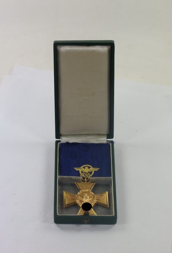 polizei_dienstauszeichnung_in_gold_25_jahre_im_etui_1