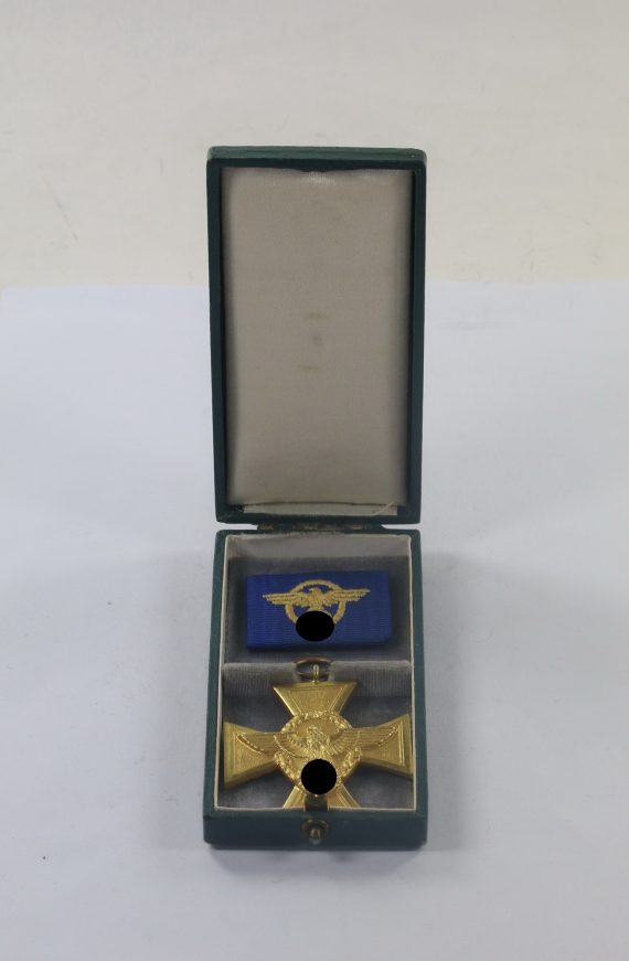 polizei_dienstauszeichnung_in_gold_25_jahre_im_etui_2