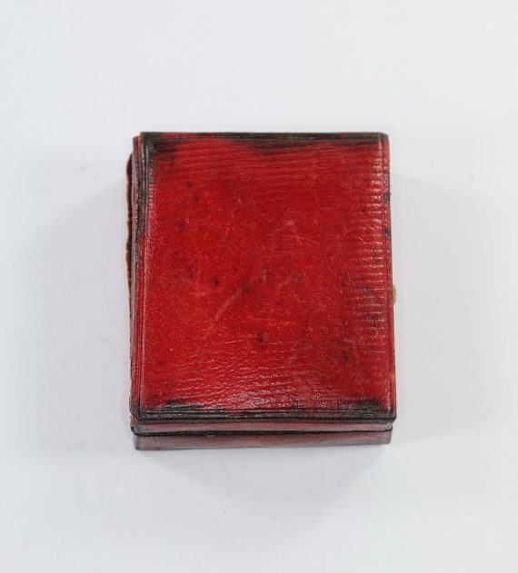 preu_en_etui_roteradler_orden_4