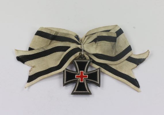 preu_en_verdienstkreuz_f_r_frauen_und_jungfrauen_1__2