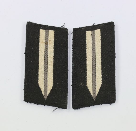 reichsarbeitsdienst_rad_paar_kragenspiegel_f_r_einen_vormann_bis_1943_1_