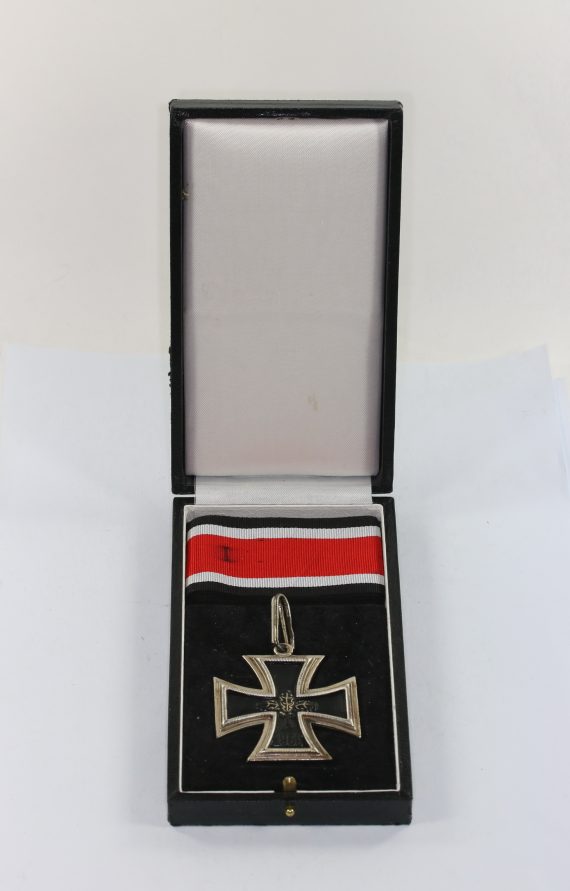 ritterkreuz_des_eisernen_kreuzes_1957_ausf_hrung_steinhauer_l_ck_im_etui_1_